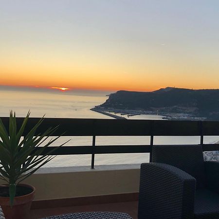 Apartment With A Stunning View Over Sesimbra Dış mekan fotoğraf