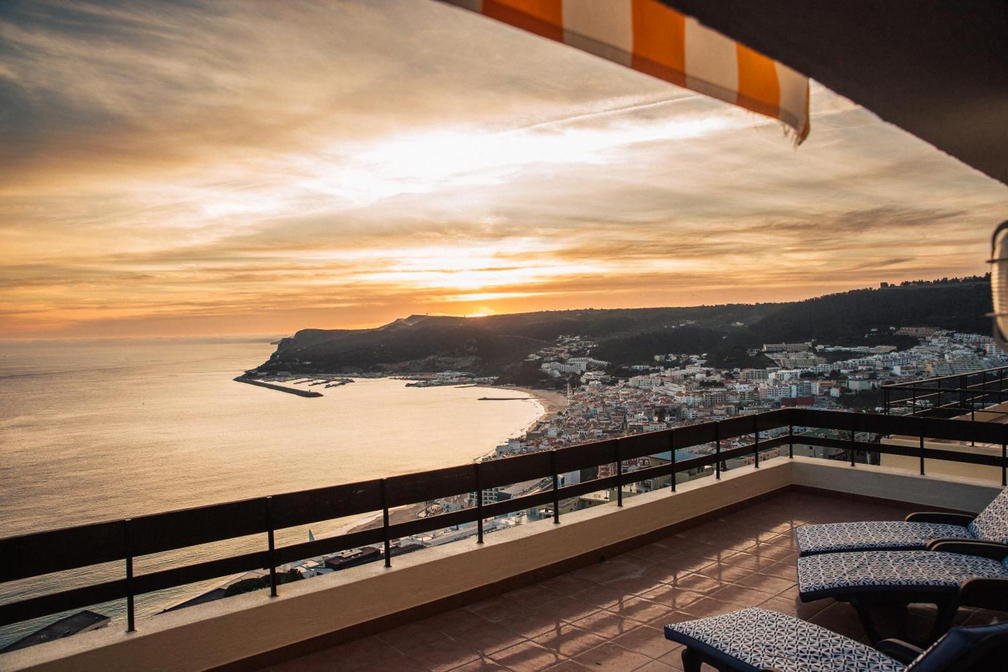 Apartment With A Stunning View Over Sesimbra Dış mekan fotoğraf
